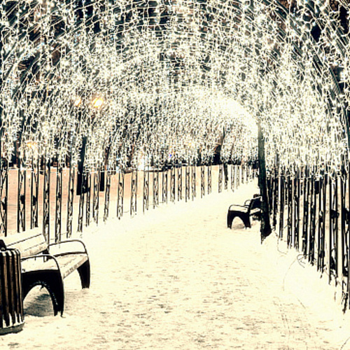 Светодиодная гирлянда "бахрома" Arlight ARD-EDGE-CLASSIC-2400x600-WHITE-88LED-PULSE Warm (230V, 6W, IP65) Светодиодная гирлянда "бахрома" Arlight ARD-EDGE-CLASSIC-2400x600-WHITE-88LED-PULSE Warm (230V, 6W, IP65)