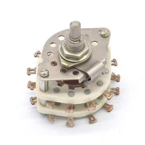 Переключатель галетный ПГК 3П6Н-8 исп.1 с ключем