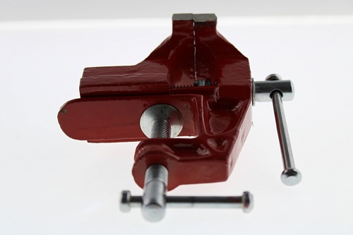 Тиски настольные 40мм