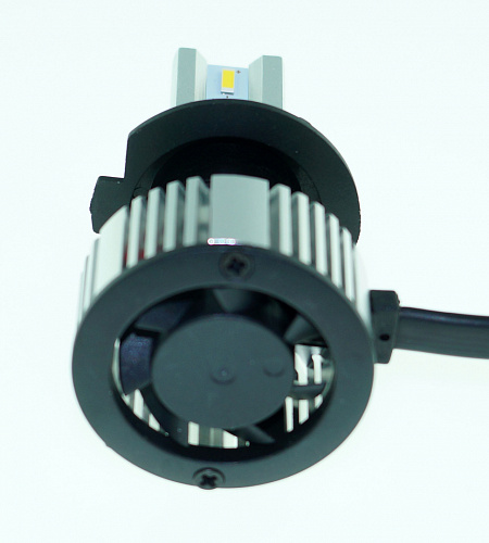 Светодиодная лампа H7 Philips Ultinon Essential LED-HL 6500K 12/24V 11972UE2X2 2шт
