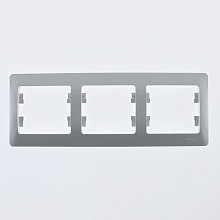 Рамка 3 поста Schneider Electric Glossa горизонтальная белый