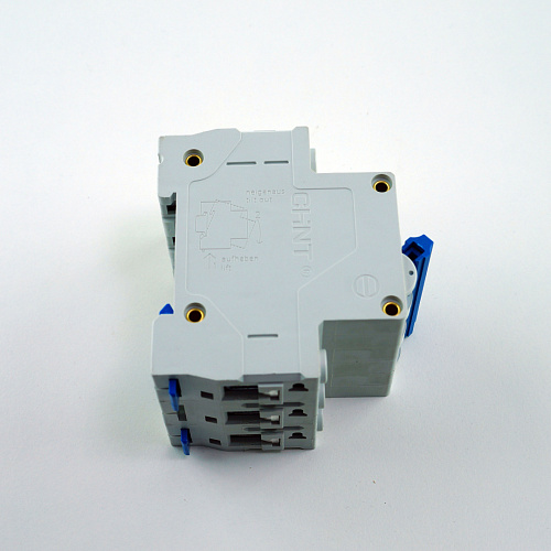 Выключатель автоматический DZ47-60 3P C40 
