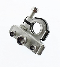 Клемма аккумуляторная AX7732 CARGEN трехконтактная ("-")