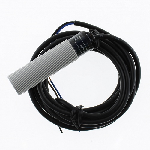 Датчик емкостной CR18-8DN2